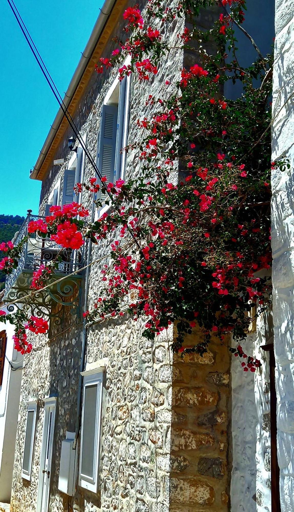Mansion Alexandri Apartment Hydra  Exterior photo